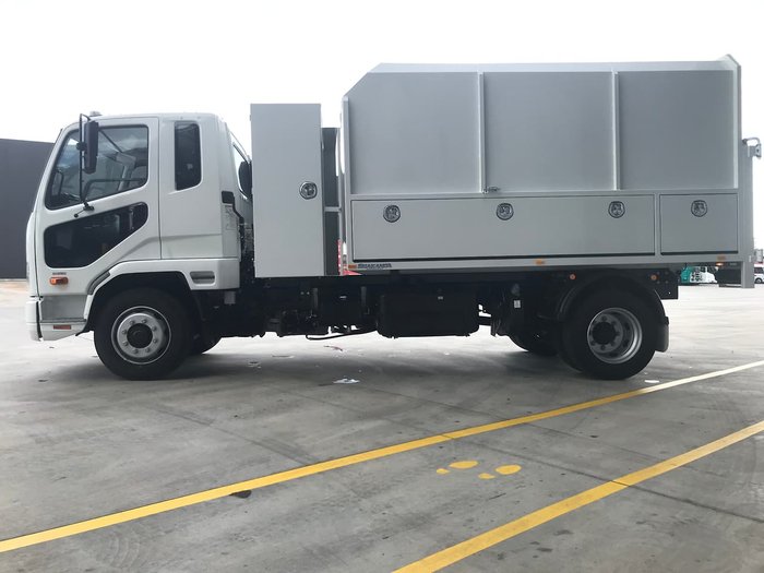 2020 FUSO FIGHTER 1124 White