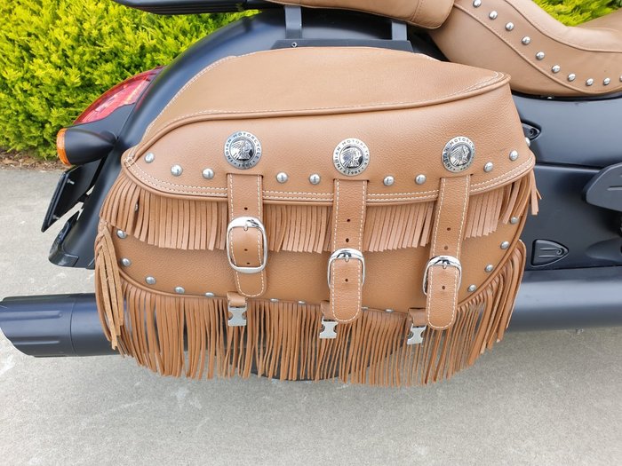 2017 Indian CHIEF DARK HORSE Thunder Black Smoke