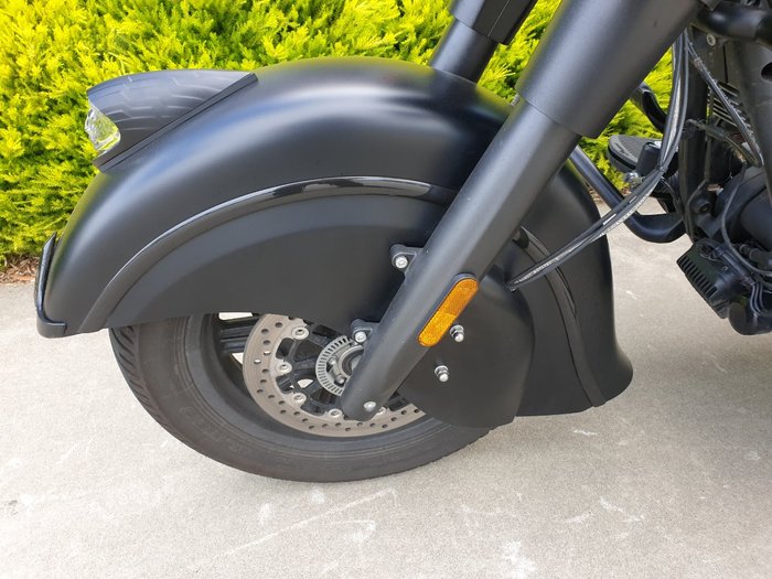 2017 Indian CHIEF DARK HORSE Thunder Black Smoke