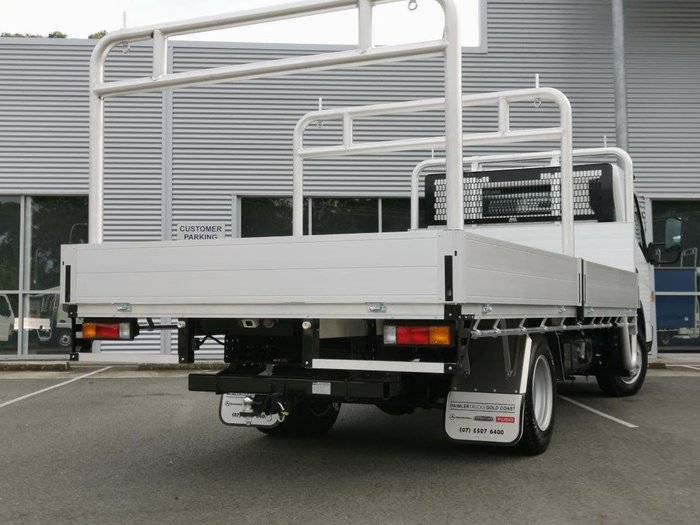 2021 FUSO CANTER 515 MANUAL - TRAY White