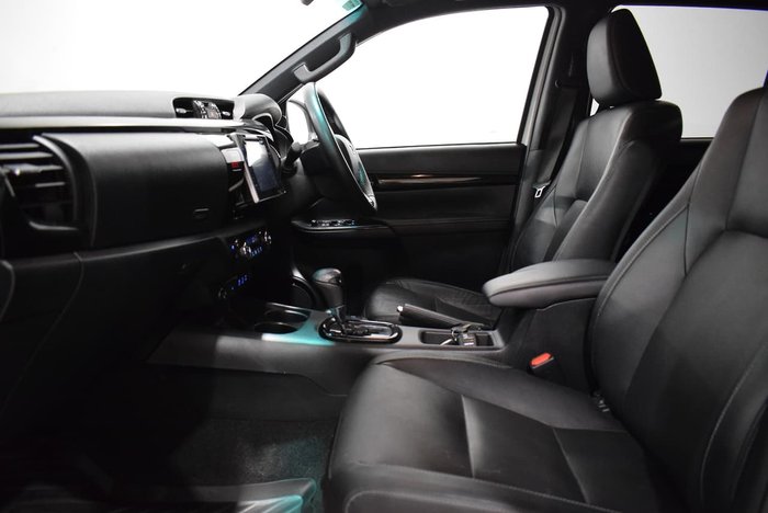 2018 Toyota Hilux Rogue GUN126R 4X4 Dual Range White