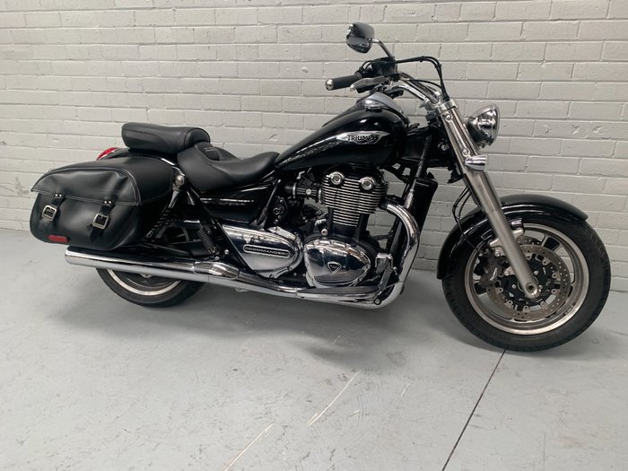 2016 Triumph THUNDERBIRD COMMANDER Black