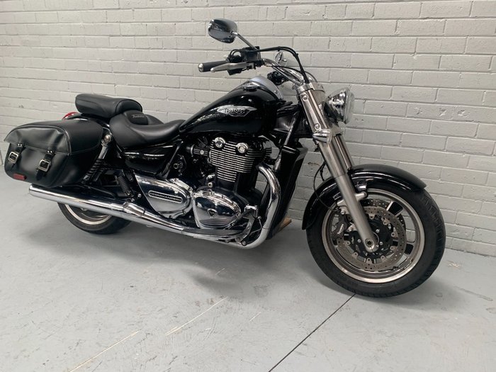 2016 Triumph THUNDERBIRD COMMANDER Black
