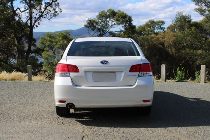 2010 Subaru Liberty 2.5i Premium 5GEN MY10 Four Wheel Drive White