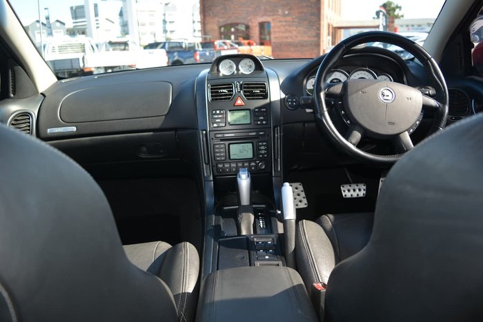 2004 Holden Special Vehicles Avalanche XUV Y Series II Upd 4X4 Constant Red