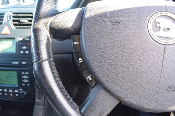 2004 Holden Special Vehicles Avalanche XUV Y Series II Upd 4X4 Constant Red