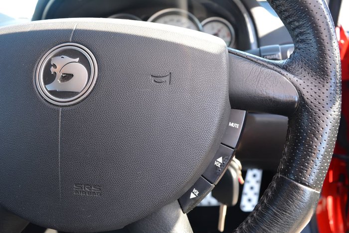 2004 Holden Special Vehicles Avalanche XUV Y Series II Upd 4X4 Constant Red