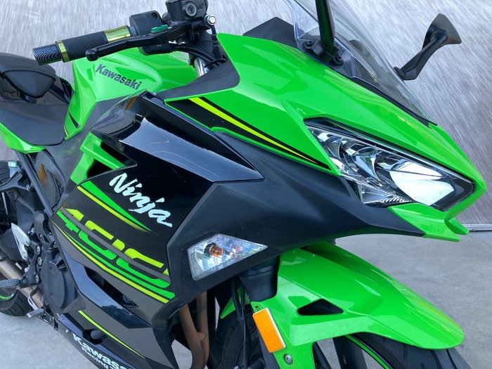 2018 Kawasaki NINJA 400 KRT EDITION Green