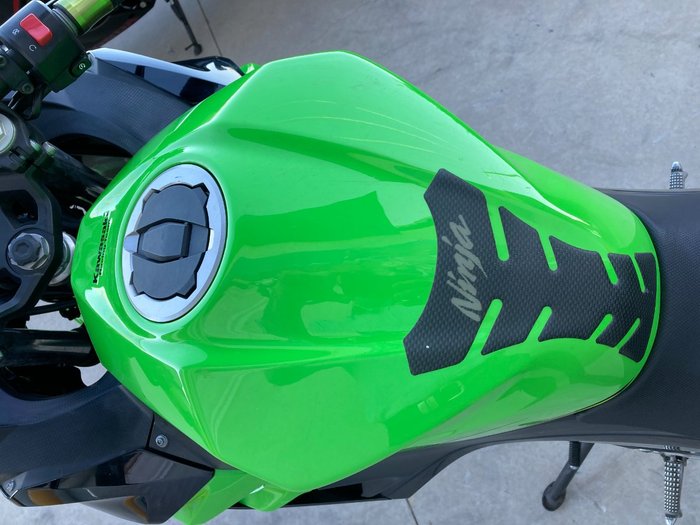 2018 Kawasaki NINJA 400 KRT EDITION Green
