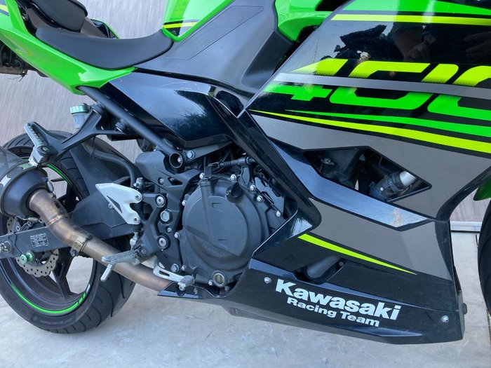 2018 Kawasaki NINJA 400 KRT EDITION Green