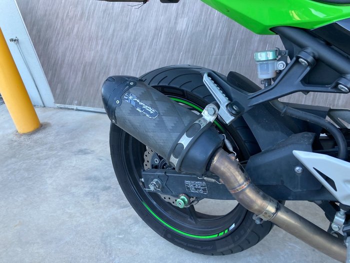 2018 Kawasaki NINJA 400 KRT EDITION Green