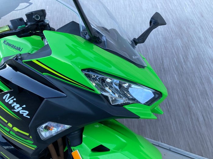 2018 Kawasaki NINJA 400 KRT EDITION Green
