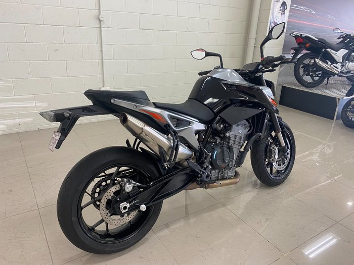 2018 Ktm 790 DUKE silver