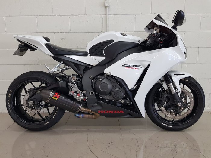 2014 Honda CBR1000RR (FIREBLADE) BLACK