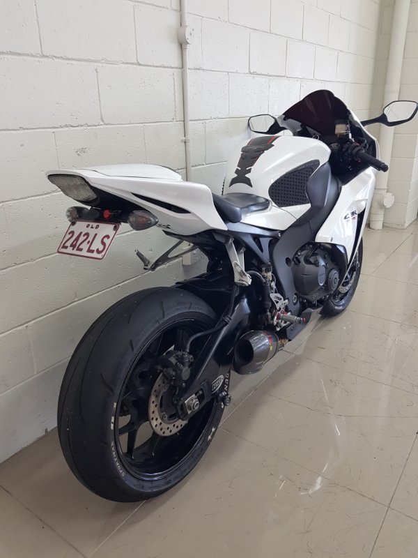 2014 Honda CBR1000RR (FIREBLADE) BLACK