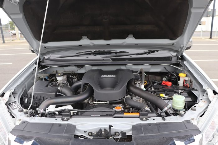 2016 Isuzu MU-X LS-T MY15.5 Silver