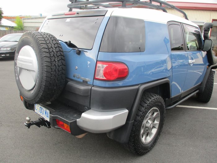 2012 Toyota FJ Cruiser GSJ15R 4X4 Dual Range Blue