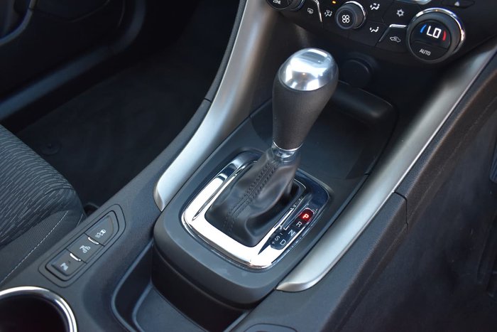 2013 Holden Ute VF MY14 White