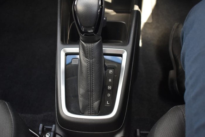 2019 Suzuki Swift GL Navigator AZ White