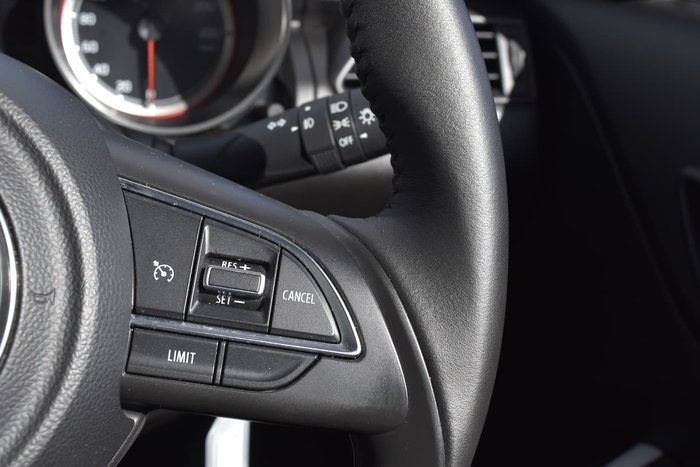 2019 Suzuki Swift GL Navigator AZ White