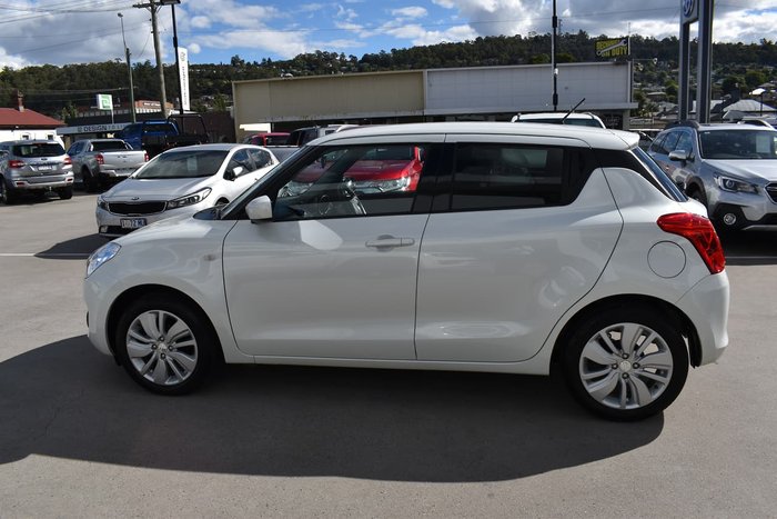2019 Suzuki Swift GL Navigator AZ White
