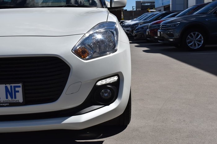 2019 Suzuki Swift GL Navigator AZ White