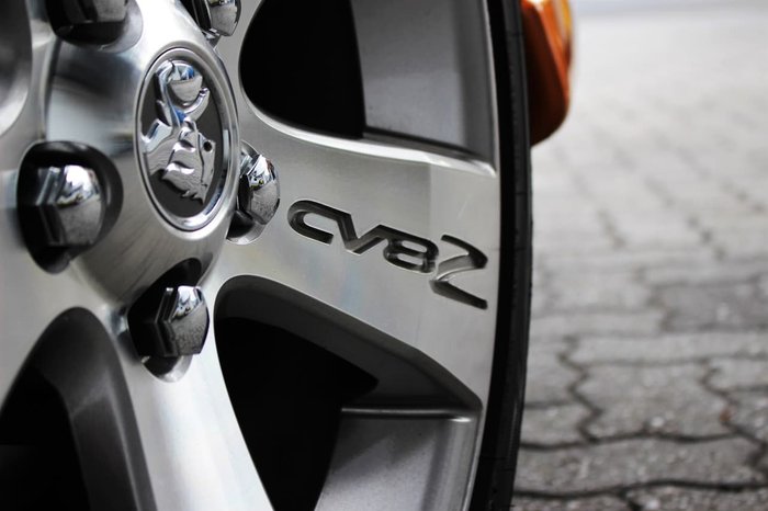 2005 Holden Monaro CV8 Z VZ Gold