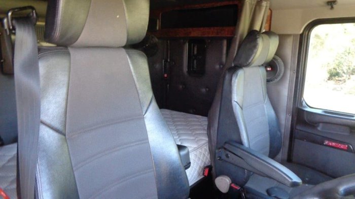 2013 KENWORTH T359 White