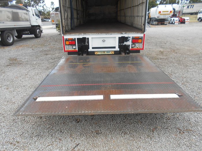 1998 ISUZU FVR950 White