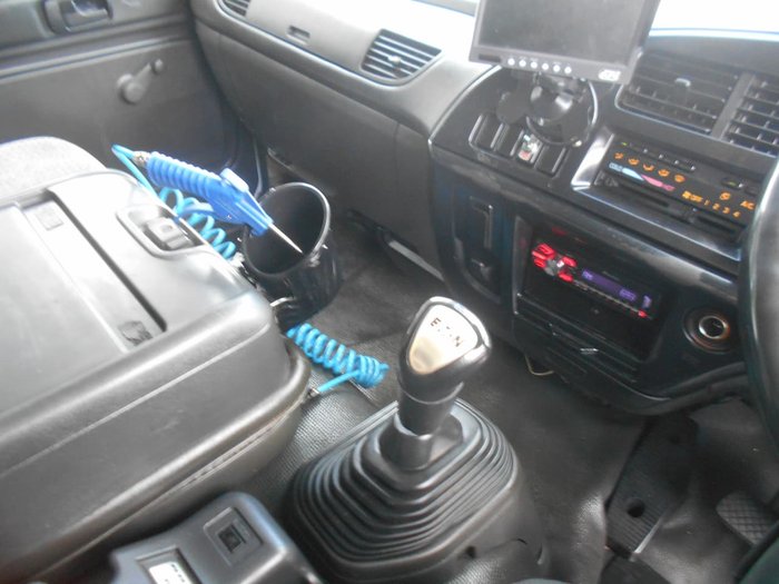 1998 ISUZU FVR950 White