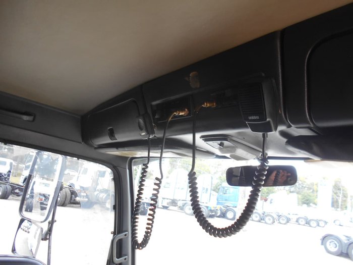 1998 ISUZU FVR950 White