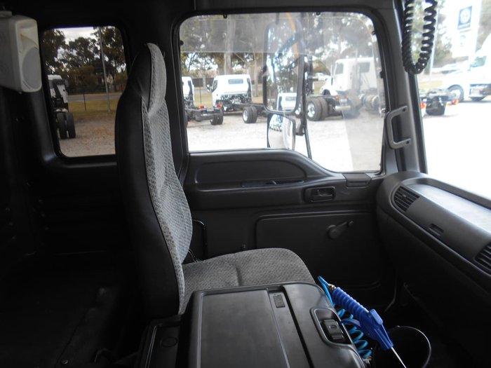 1998 ISUZU FVR950 White