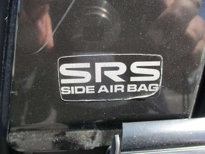 2005 Holden Berlina VZ Blue