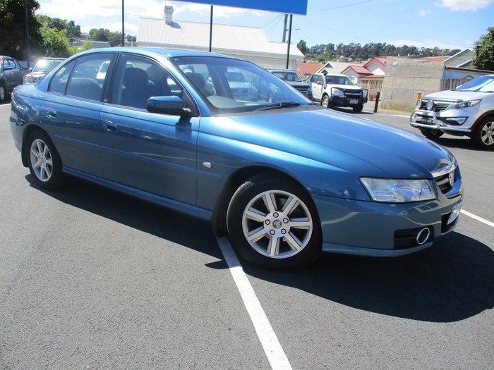2005 Holden Berlina VZ Blue