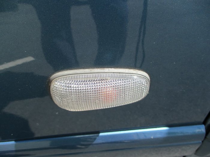 2005 Holden Berlina VZ Blue