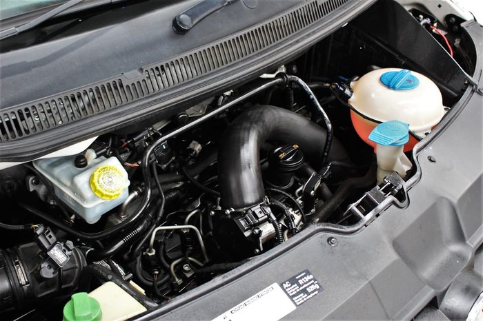 2010 Volkswagen Transporter T5 MY10 White