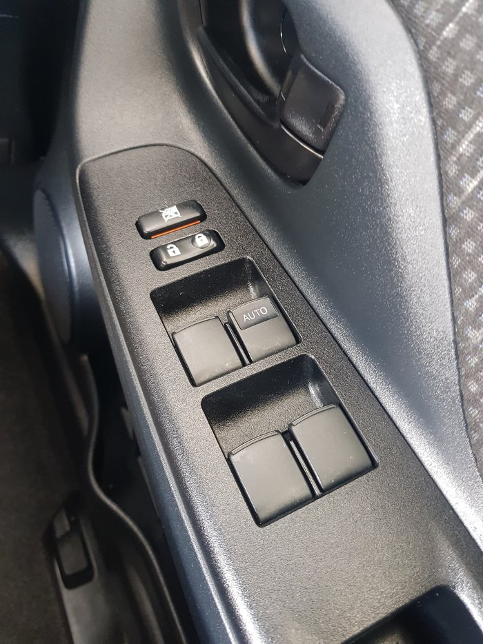 2017 Toyota Yaris Ascent NCP130R Blue