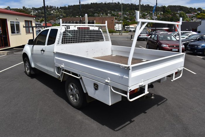2015 Isuzu D-MAX SX MY15 4X4 Dual Range White