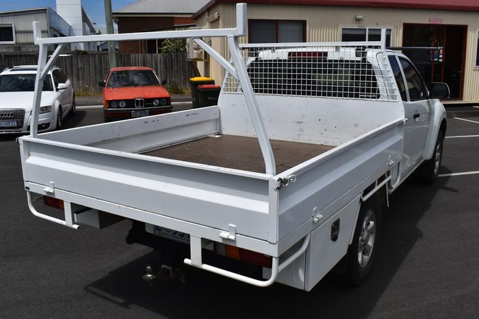 2015 Isuzu D-MAX SX MY15 4X4 Dual Range White
