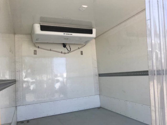 2016 MITSUBISHI FUSO CANTER 515 WHITE