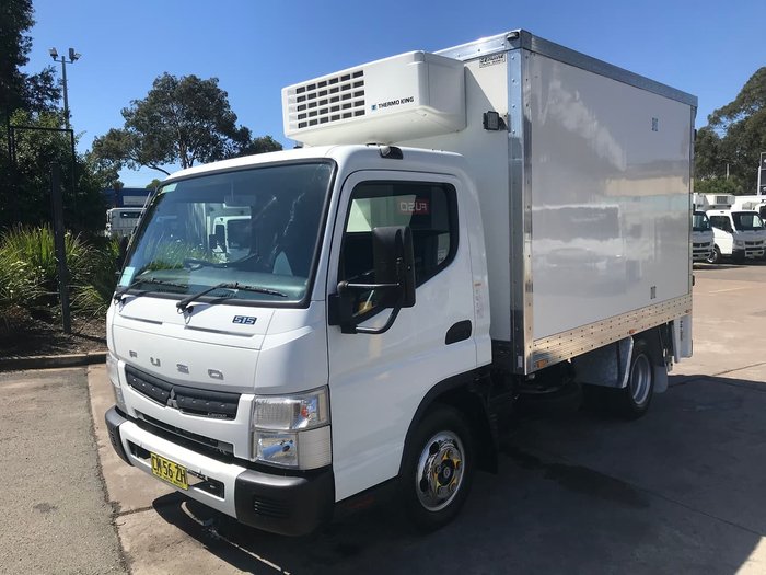 2017 MITSUBISHI FUSO CANTER 515 WHITE
