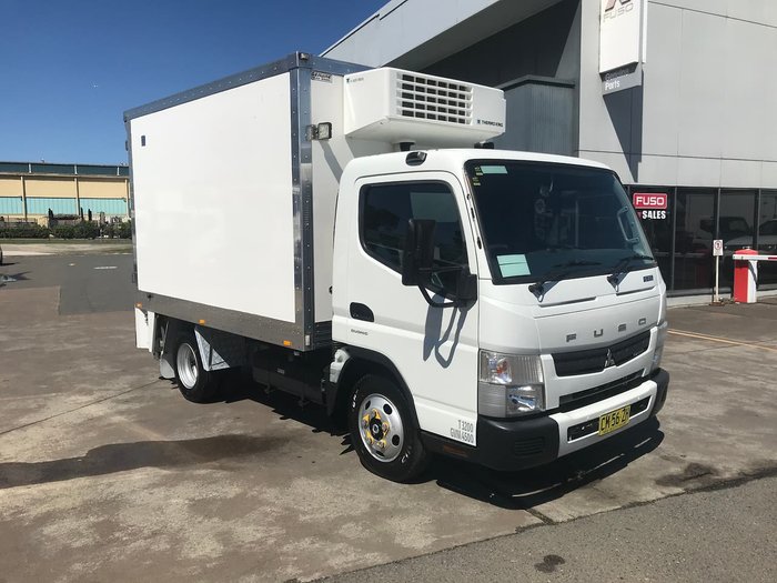 2017 MITSUBISHI FUSO CANTER 515 WHITE