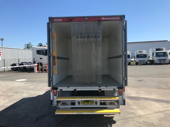 2017 MITSUBISHI FUSO CANTER 515 WHITE