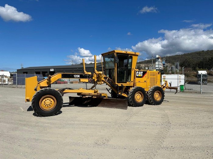 New & Used Machinery Yatala Earthmoving Dealer & Equipment For Sale