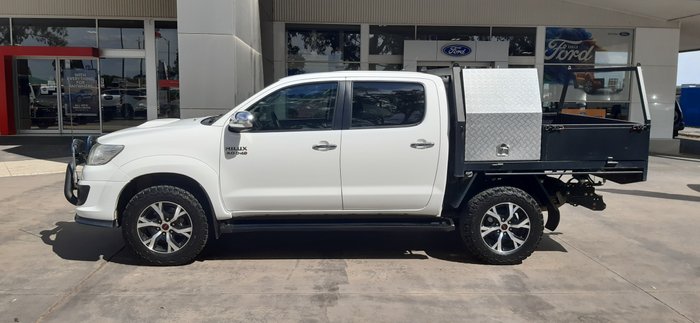 2014 Toyota Hilux Black Limited Edition KUN26R MY14 4X4 Dual Range GLACIER WHITE