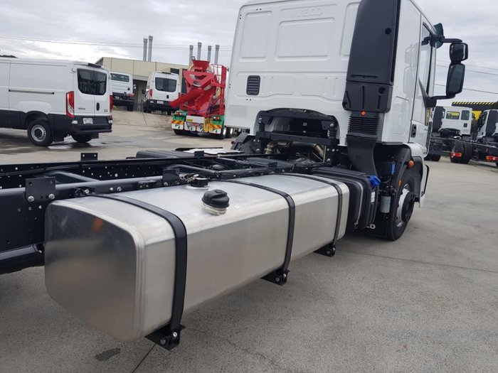 2021 IVECO EUROCARGO E6 ML120E28 SLEEPER CAB CHASSIS AUTO null null White