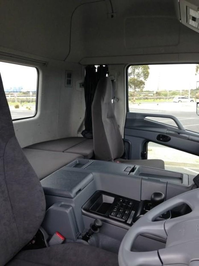 2020 FUSO FV54 null null White