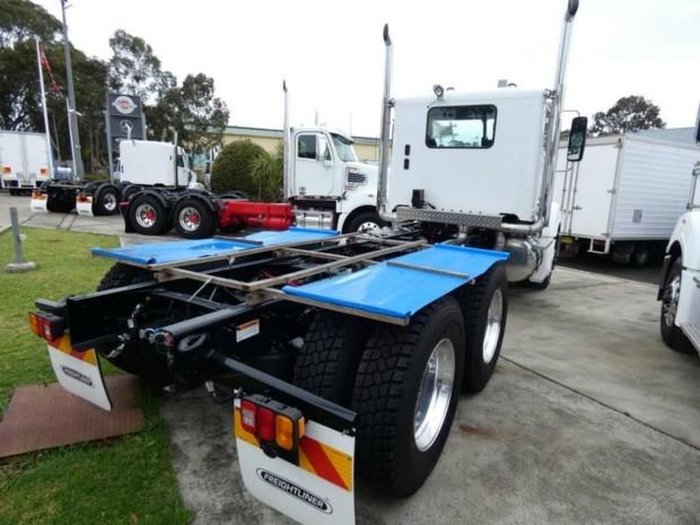2018 FREIGHTLINER CORONADO CORONADO 114 TIPPER null null White
