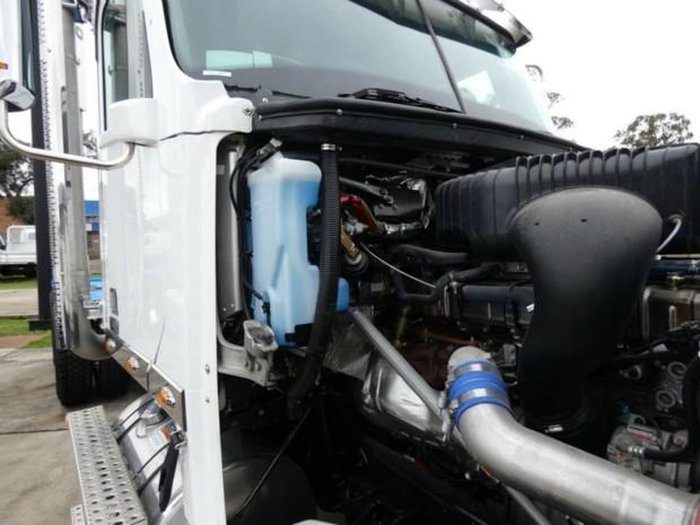 2018 FREIGHTLINER CORONADO CORONADO 114 TIPPER null null White