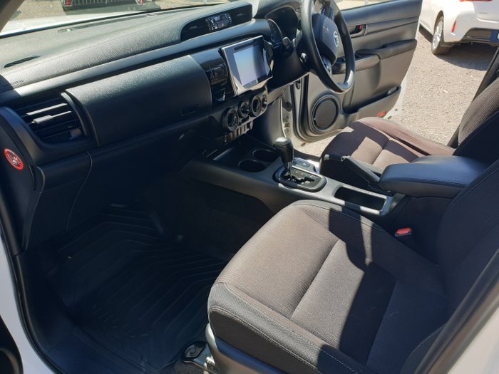 2017 Toyota Hilux SR GUN126R 4X4 Dual Range Glacier White